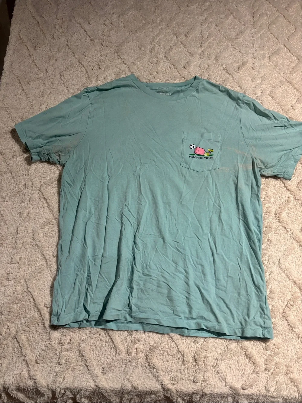 Vineyard vines X-Large tee soccer